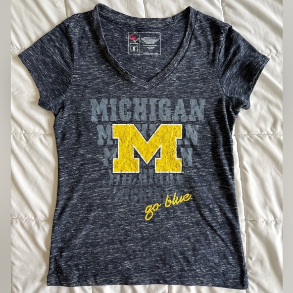 Campus Heritage Tops - Michigan-Go Blue women’s shirt size small